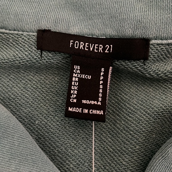 Sleeveless collar crop top - Picture 4 of 4